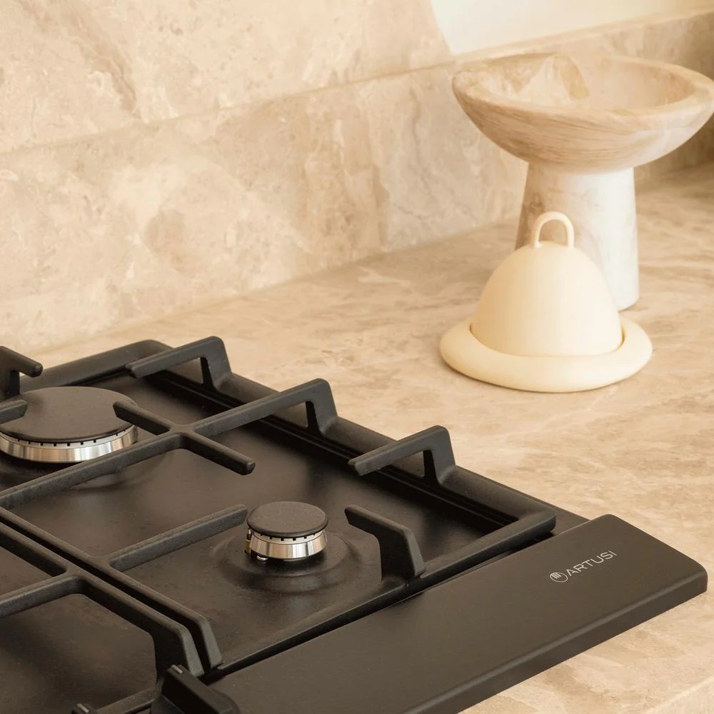 Artusi 60cm Gas Cooktop - Matte Black - Image 3