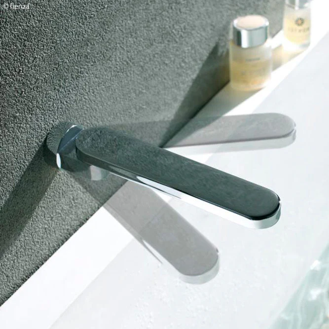 Fienza Rondo Swivel Bath Outlet - Image 2
