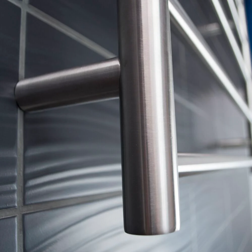 Radiant Heated Round Ladder 600 x 800mm - Brushed Satin - Image 2