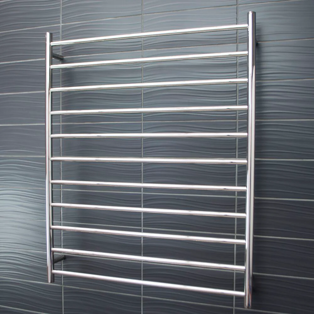 Radiant Heated Round Ladder 900 x 1100mm - Mirror Polished