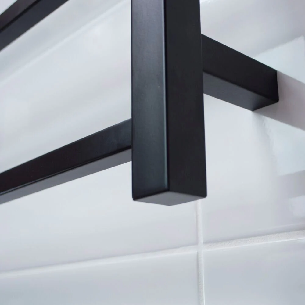 Radiant Heated Square Ladder 600 x 800mm - Matt Black - Image 2