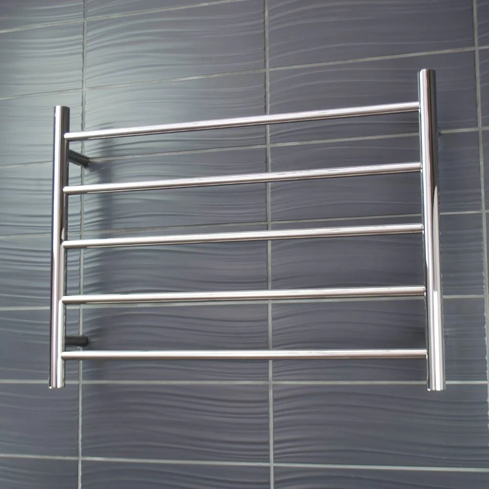 Radiant Non-Heated Round Ladder 750 x 550mm - Mirror Polished